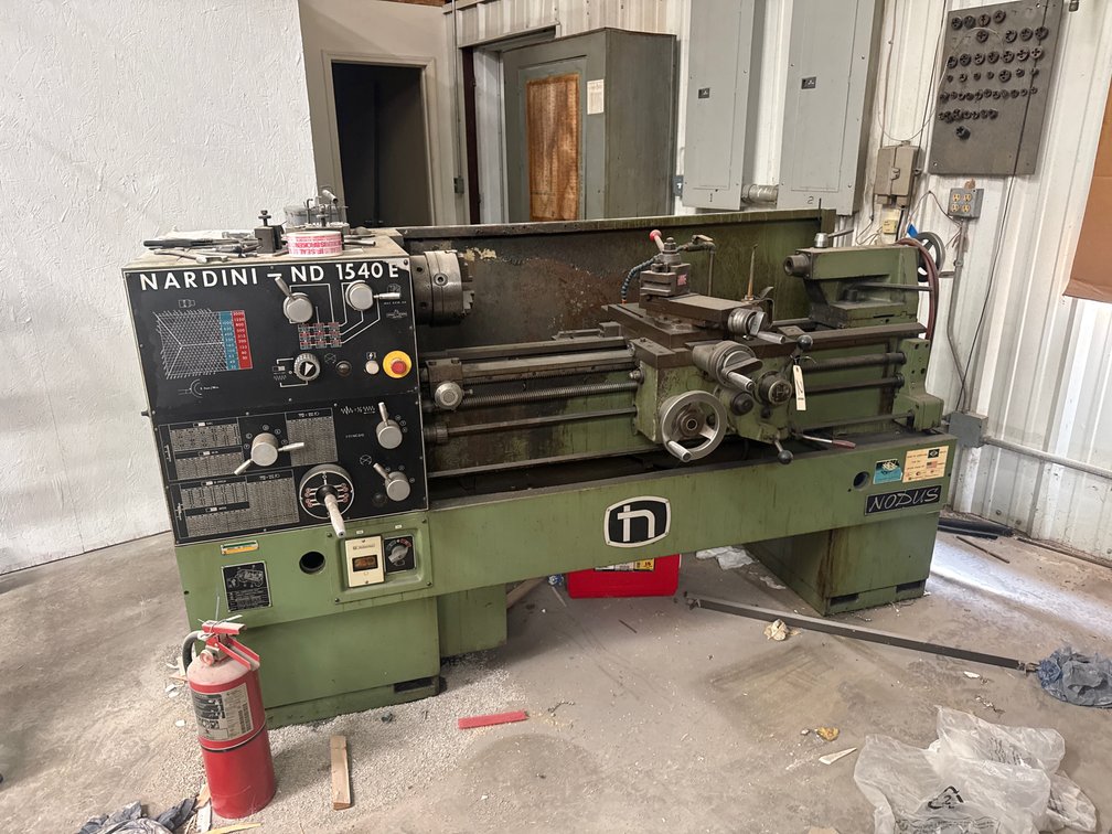 Nardini ND 1540E Engine Lathe - 15"x40" Cap Industrial