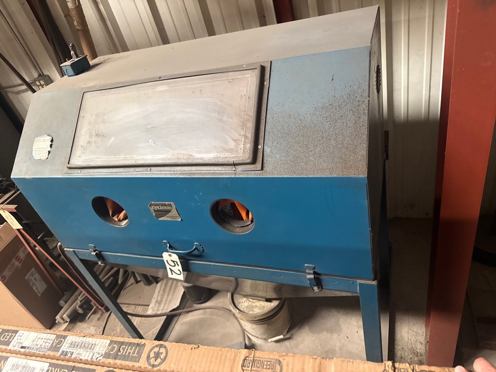 Cyclone Sand Blasting Cabinet