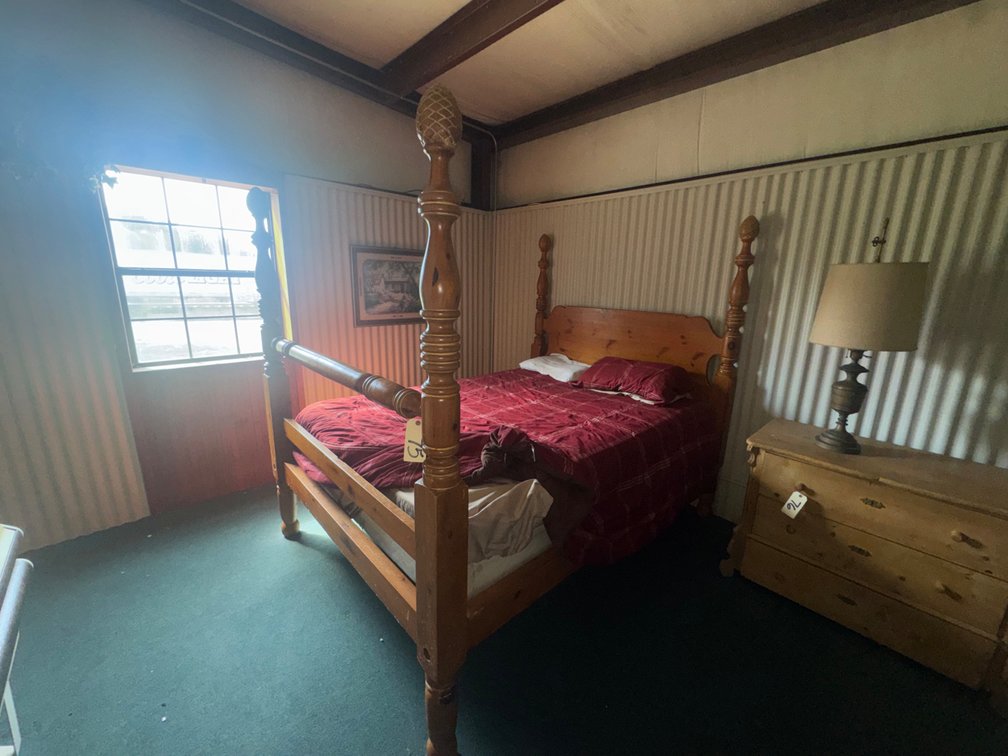 4-Poster Bed 60"W