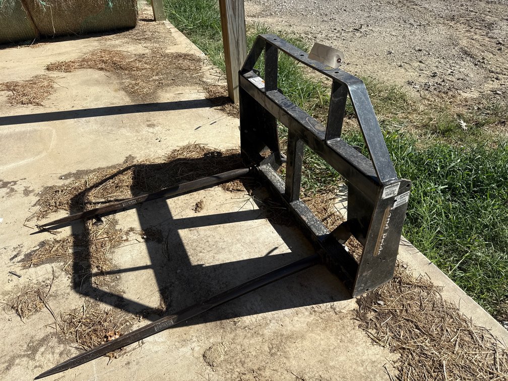 Land Pride Hay Spear BS20 Skid Steer Attachment