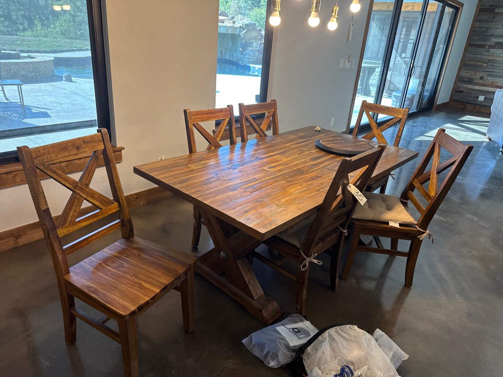 Broyhill Attic Heirloom Extending Dining Table w/6 Chairs