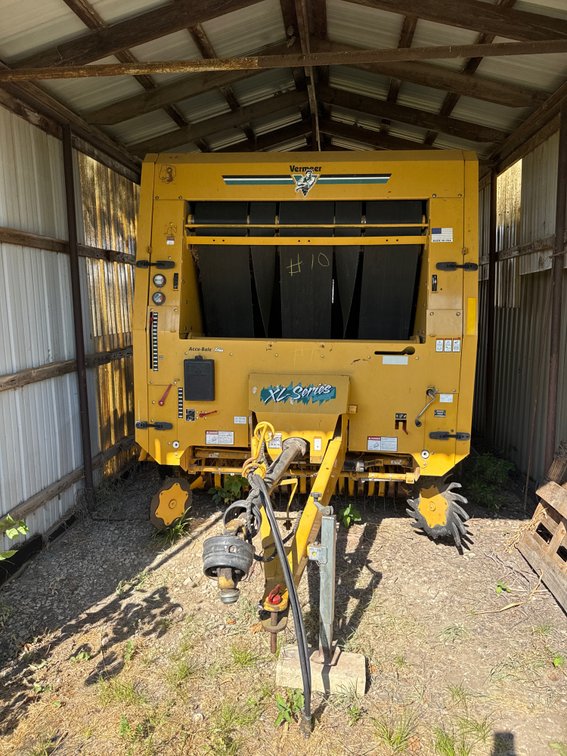 Vermeer 605XL Round Hay Baler XL Series w/Monitor -