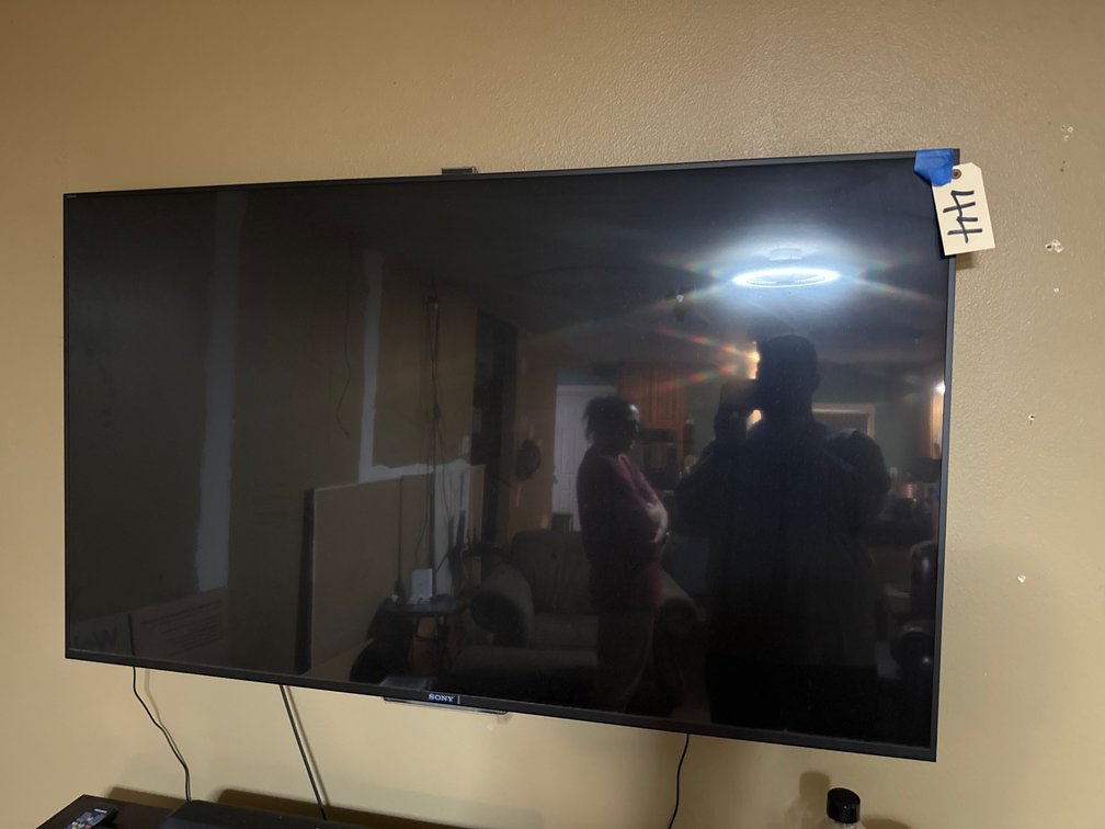 Sony Flat Screen TV w/Wall Mount 65"