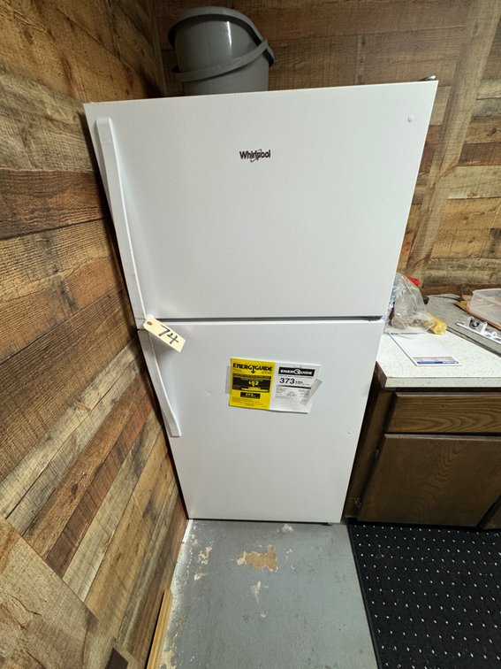 Whirlpool Refrigerator 28"L x 28"W x 63"H