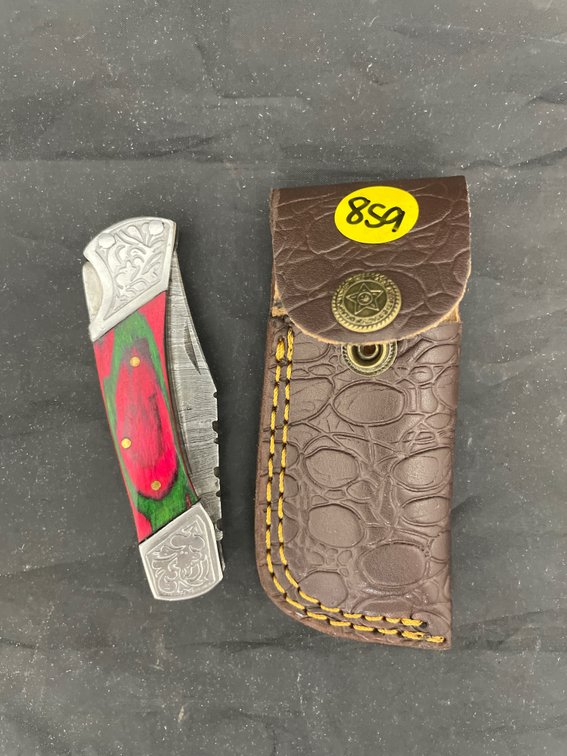 Folding Knife Damascus Steel w/Holster