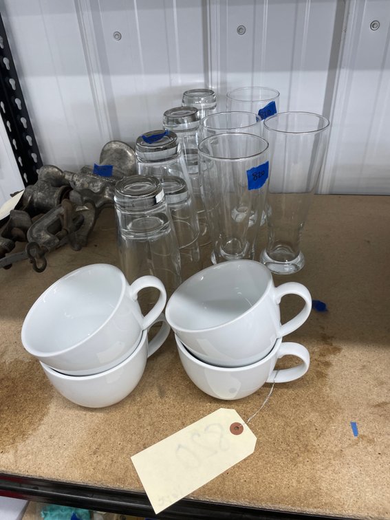 16 Pcs - Assorted Glass Cups - Mugs
