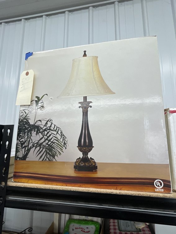 Table Lamp w/Shade