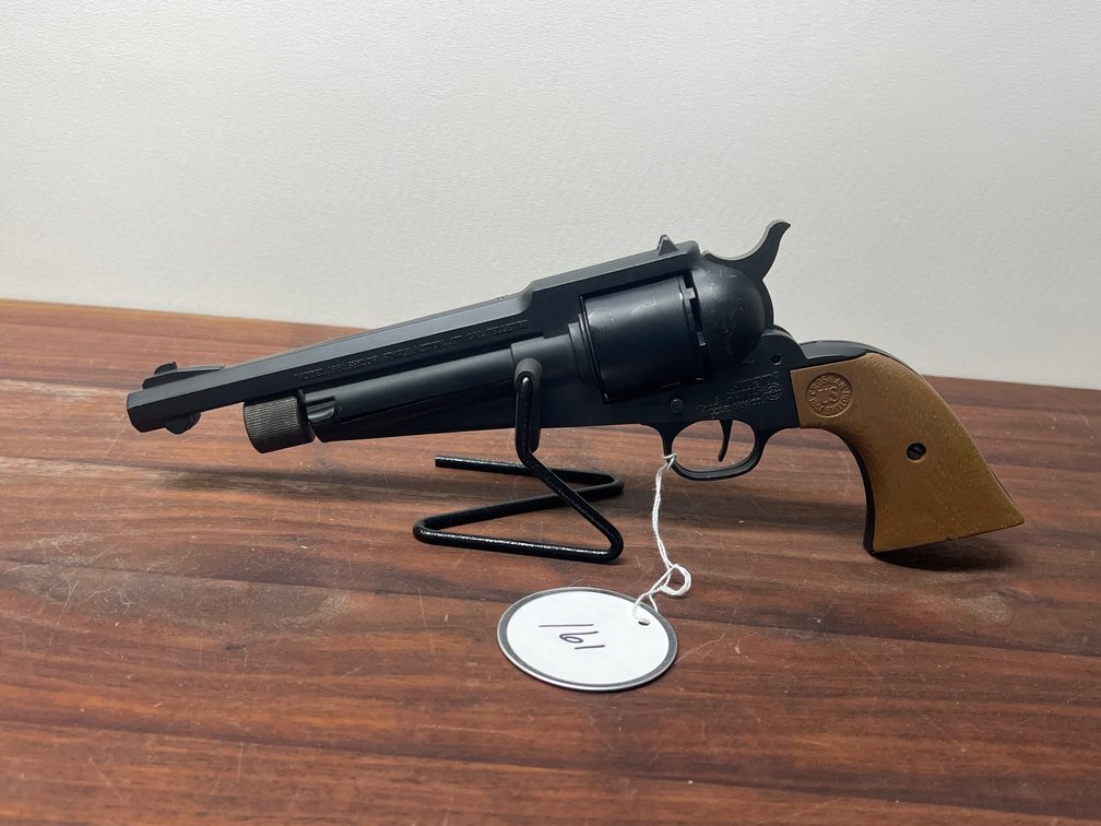 Crossman - Mod. Air Pistol - Ser. #584205076 - Cal. -