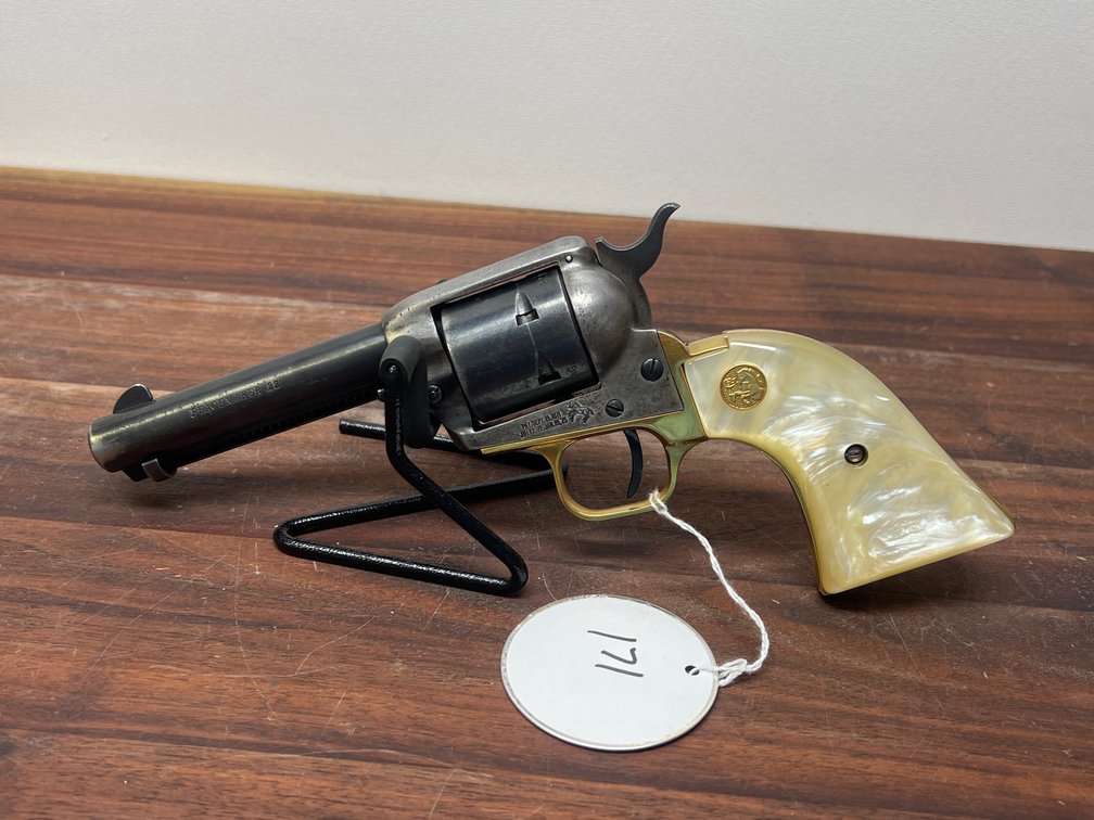 Colt - Mod. Peace Maker - Ser. #G117043 - Cal. - .22 Mag