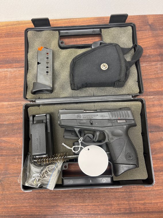 Taurus - Mod. PT740 Slim  - Ser. #SGR71498 - Cal. - .40 S&W