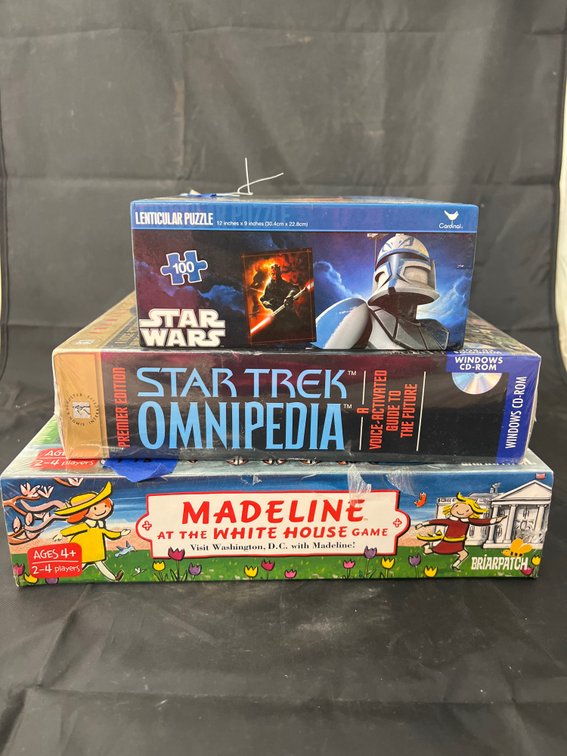 3 Games & Puzzles - Star Trek - Madeline & More