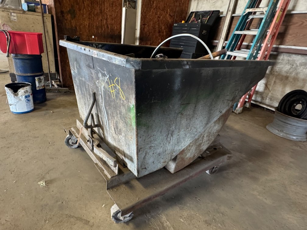 Small Dumpster on Trolley