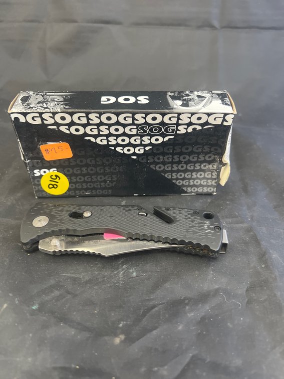 SOG Folding Knife w/box