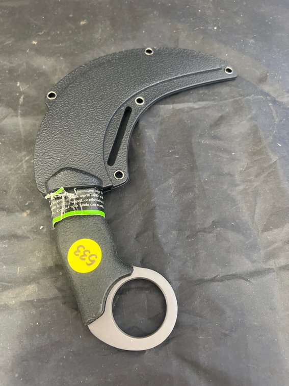 Schrade Fixed Blade Karumbit w/Kydex Sheath