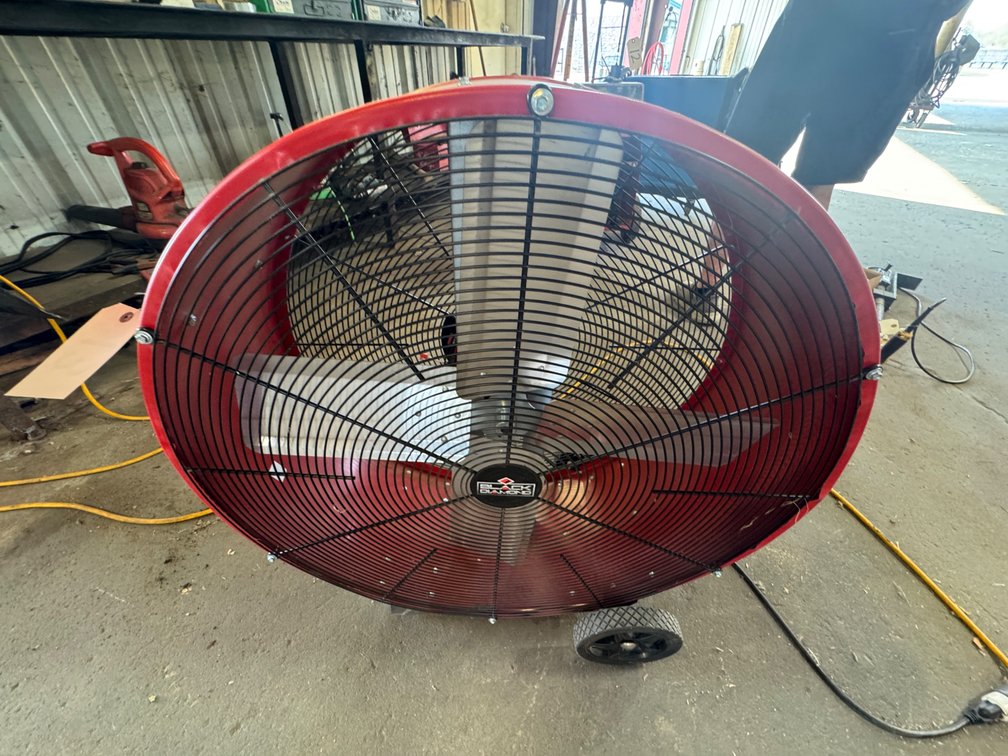 Black Diamond Roll Around Shop Fan 30" Dia
