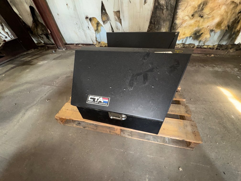 CTA Mount Tool Box - NEW - 36" Tapered