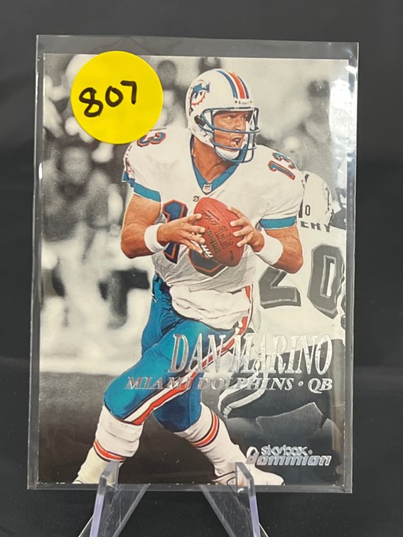 1999 SKYBOX DOMINION #174 DAN MARINO
