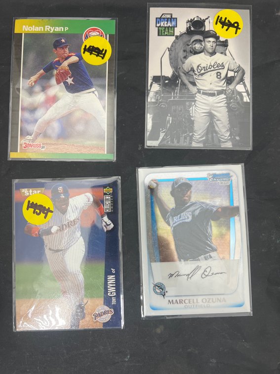 4 Pcs - Baseball Cards - Nolan Ryan & More