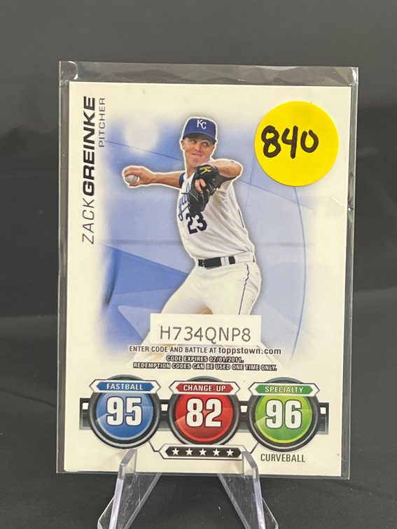 RARE CARD 2010 TOPPS ATTAX CODE CARD ZACK GREINKE