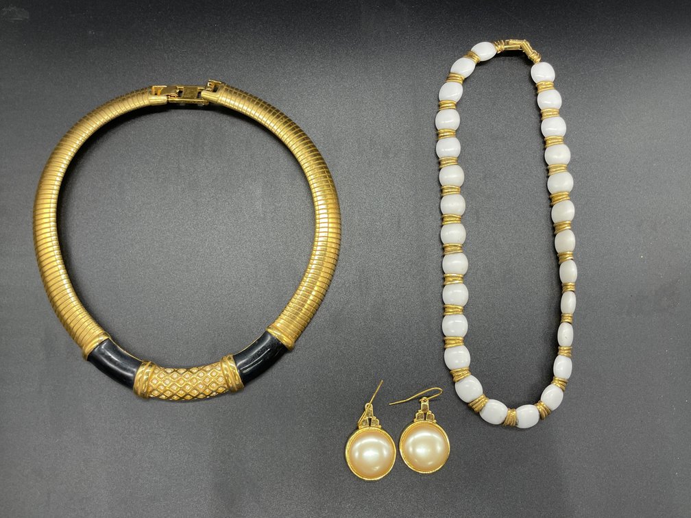 3 Pcs - Vintage Monet Fashion Jewelry