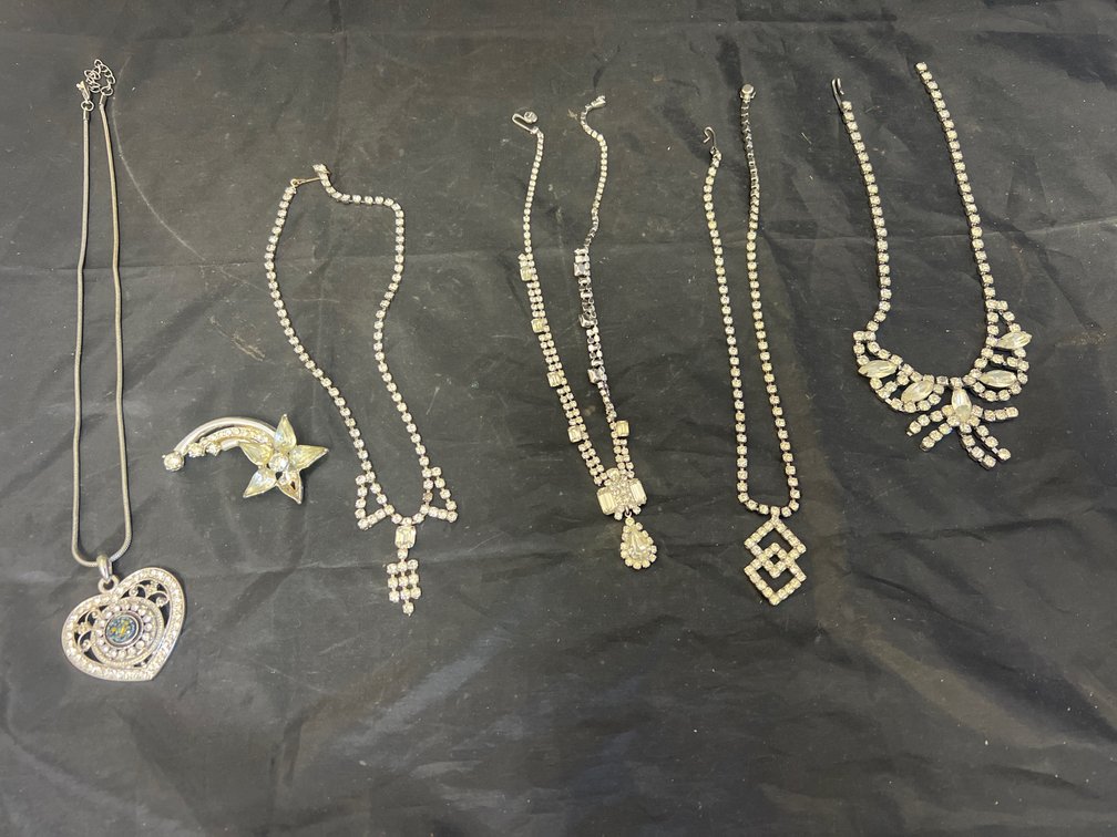 Vintage Fashion Jewelry