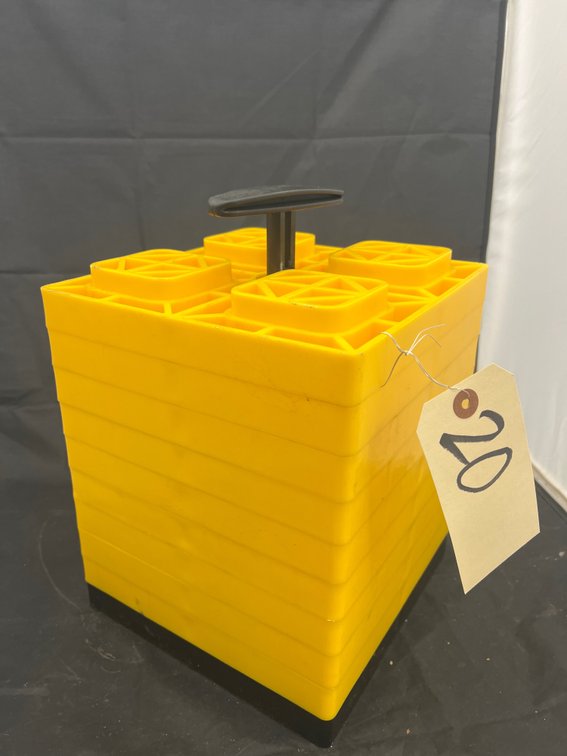 Camco Leveling Blocks