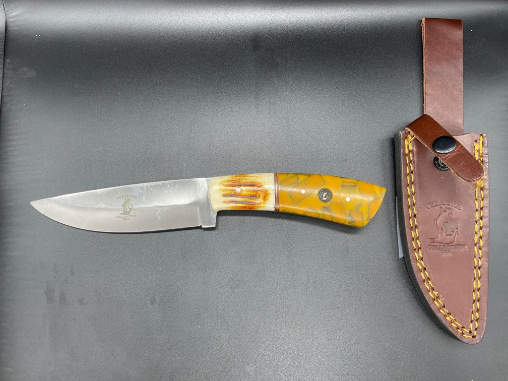 Fixed Blade Hunting Knife "The Bone Collection" w/