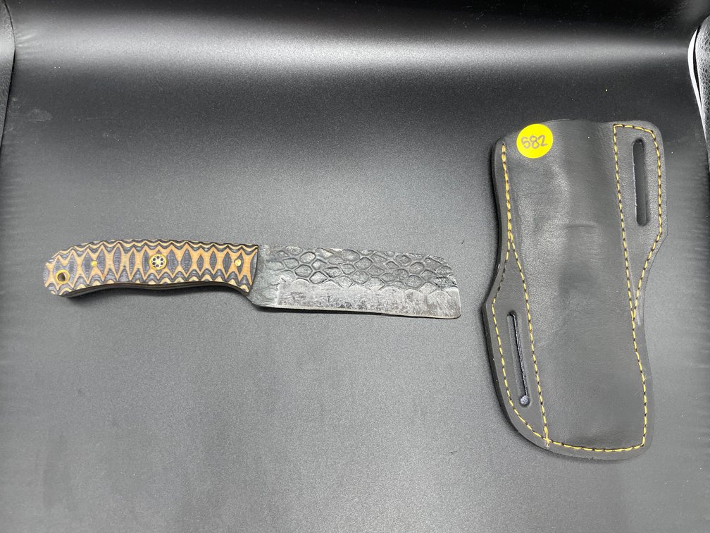Fixed Blade Knife w/Leather Sheath