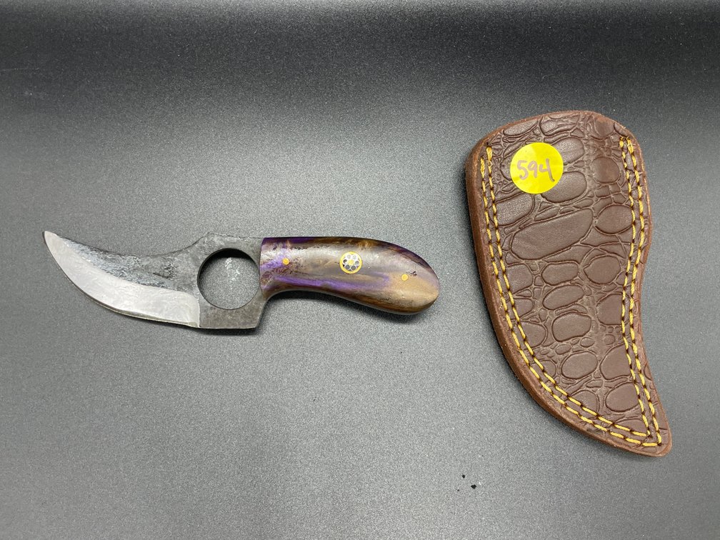Fixed Blade Knife w/Leather Sheath