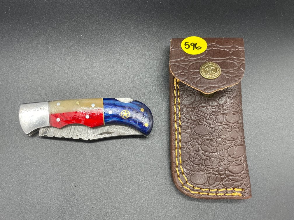 Folding Knife w/Leather Sheath