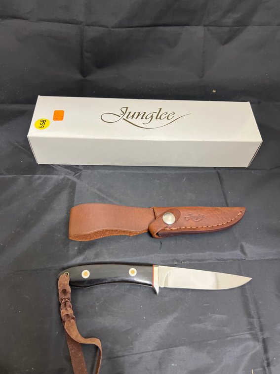 Jungli Fixed Blade Knife w/Leather Sheath in box