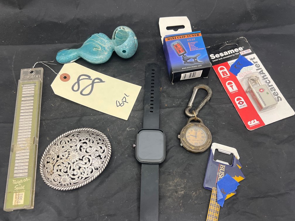 8 Pcs - Watchband - Belt Buckle - Key Chain Watch - Pipe