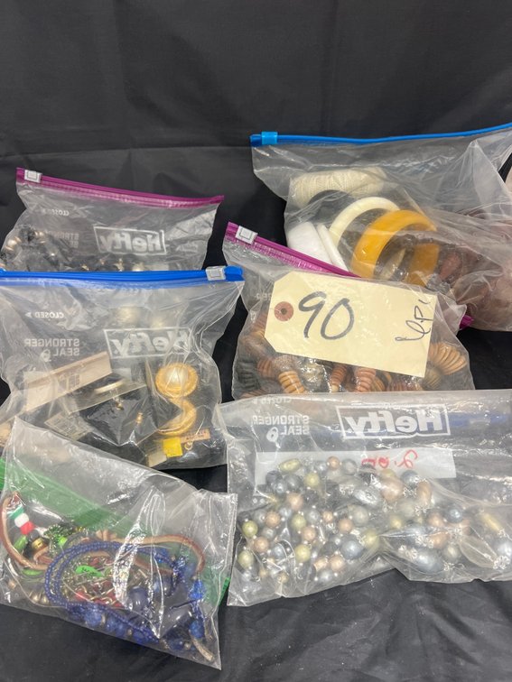 6 Bags of Assorted Fashion Jewelry