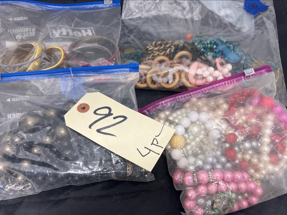 4 Bags of Assorted Fashion Jewelry
