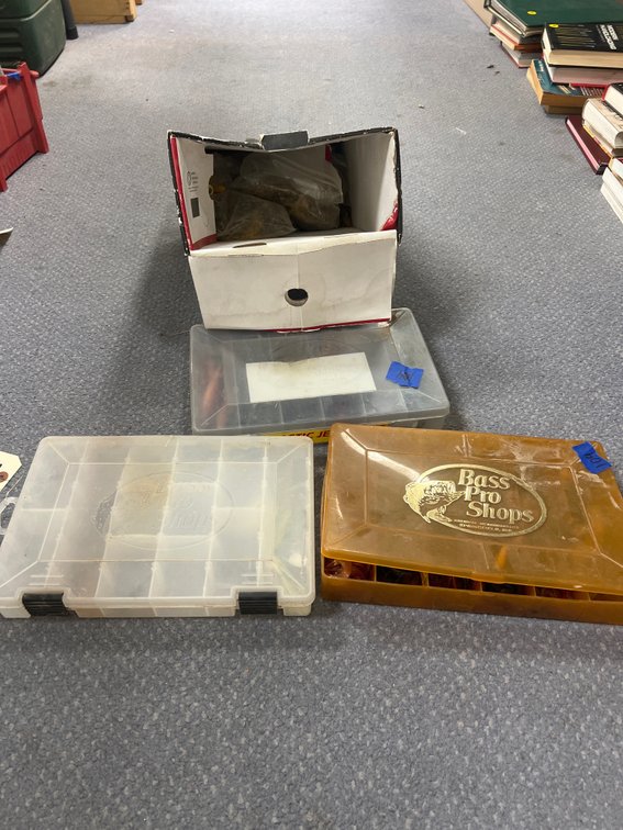 4 Pcs - Tackle Boxes & Plastic Lures