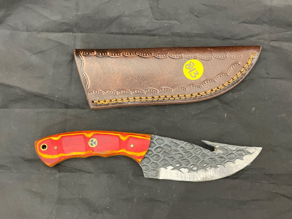 Fixed Blade Knife w/Sheath