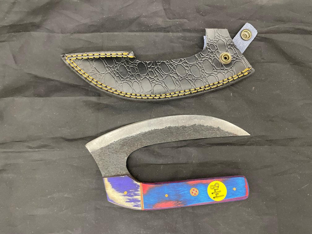 Fixed Blade Knife w/Sheath