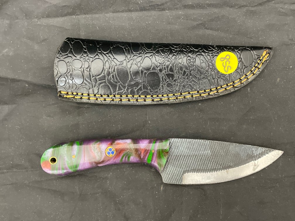 Fixed Blade Knife w/Sheath