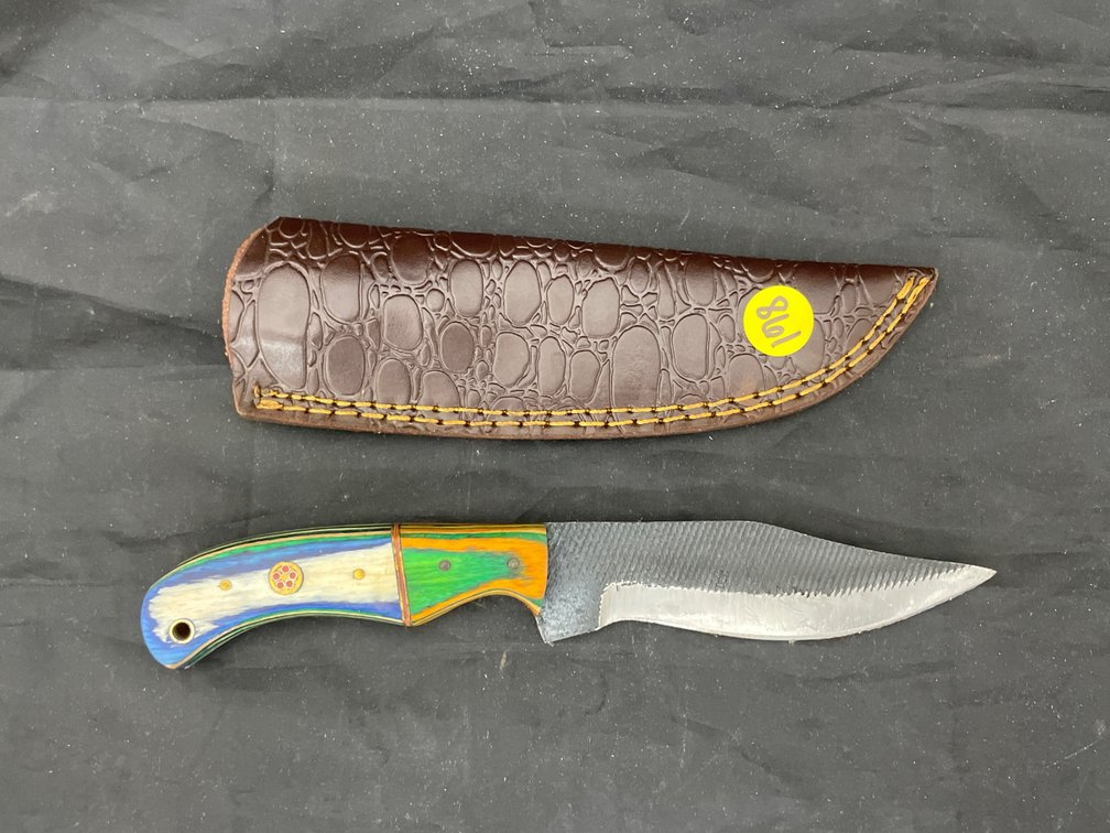 Fixed Blade Knife w/Sheath