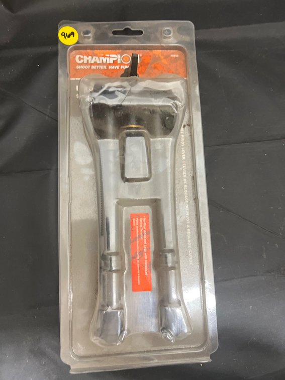 Champion Pivot Bipod 9-13"