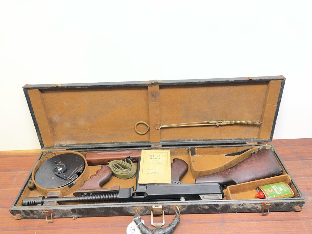 Thompson Sub-Machine Gun with Dummy Receiver- 45 ACP - Great Wall Hanger & Show Piece