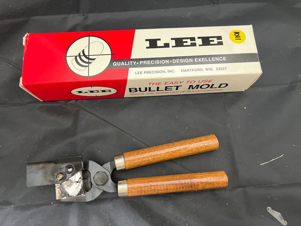 Lee Bullet Mold 533 Dia Minie Bullet