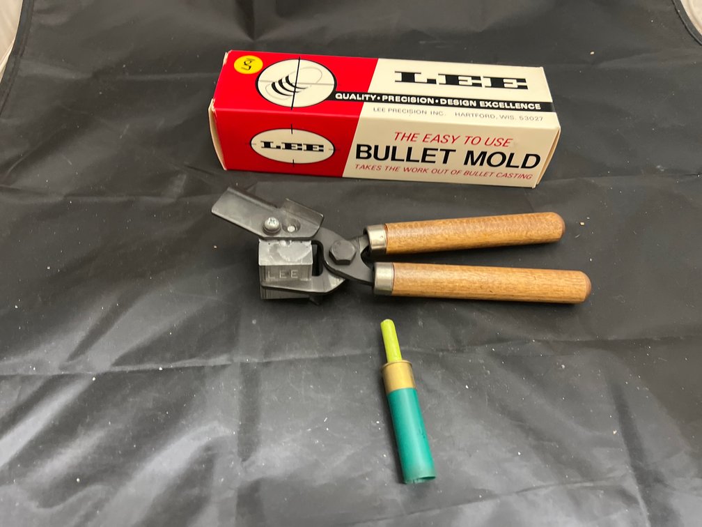 Lee Bullet Mold 575 Minie Bullet