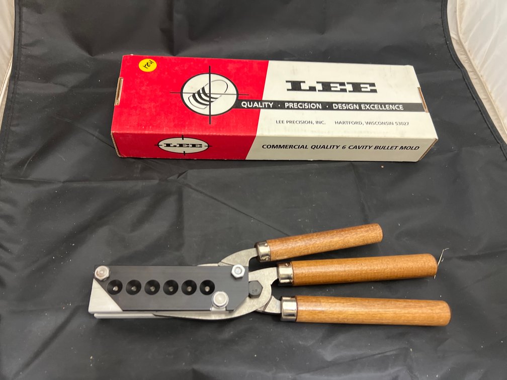 Lee Commercial Quality 6 Cavity 358 Dia Bullet Mold