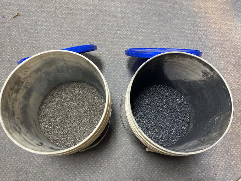 2 Partial Buckets Gun Reloading Media