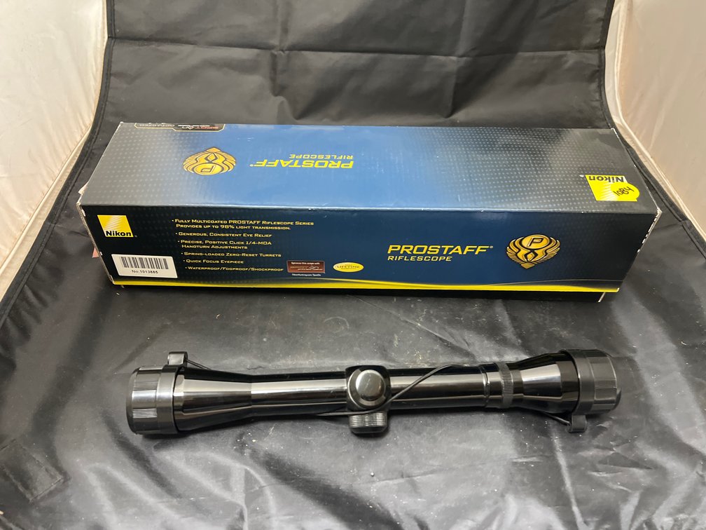 Bushnell 4x32mm? Scope & 2 Sets Rings