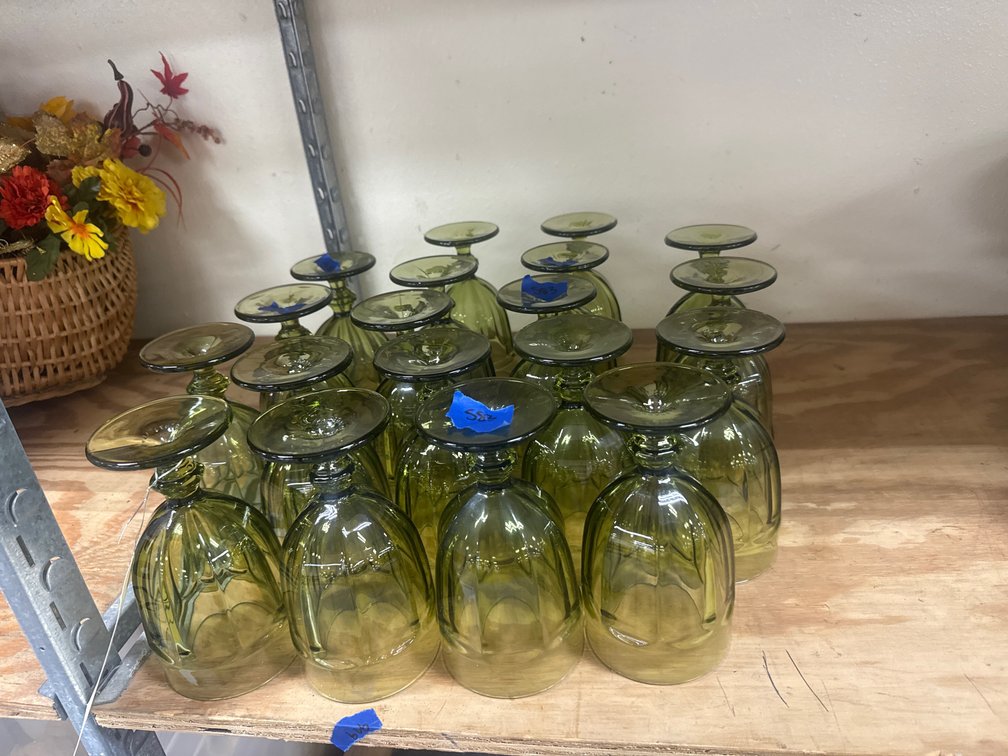 19 Green Goblets