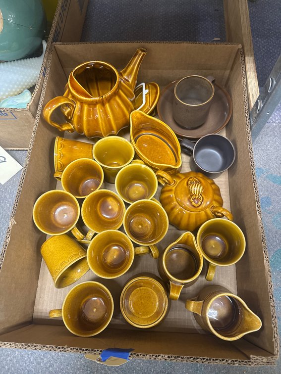 Colonial Tea Set