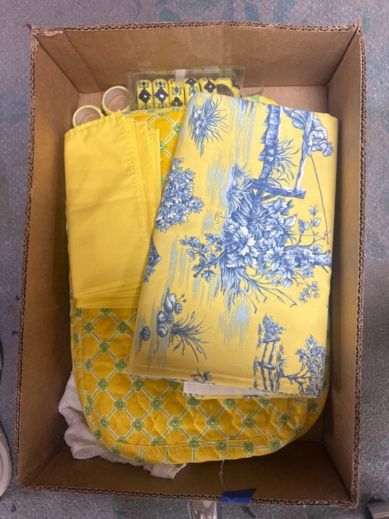 Yellow Tablecloth & Place Settings