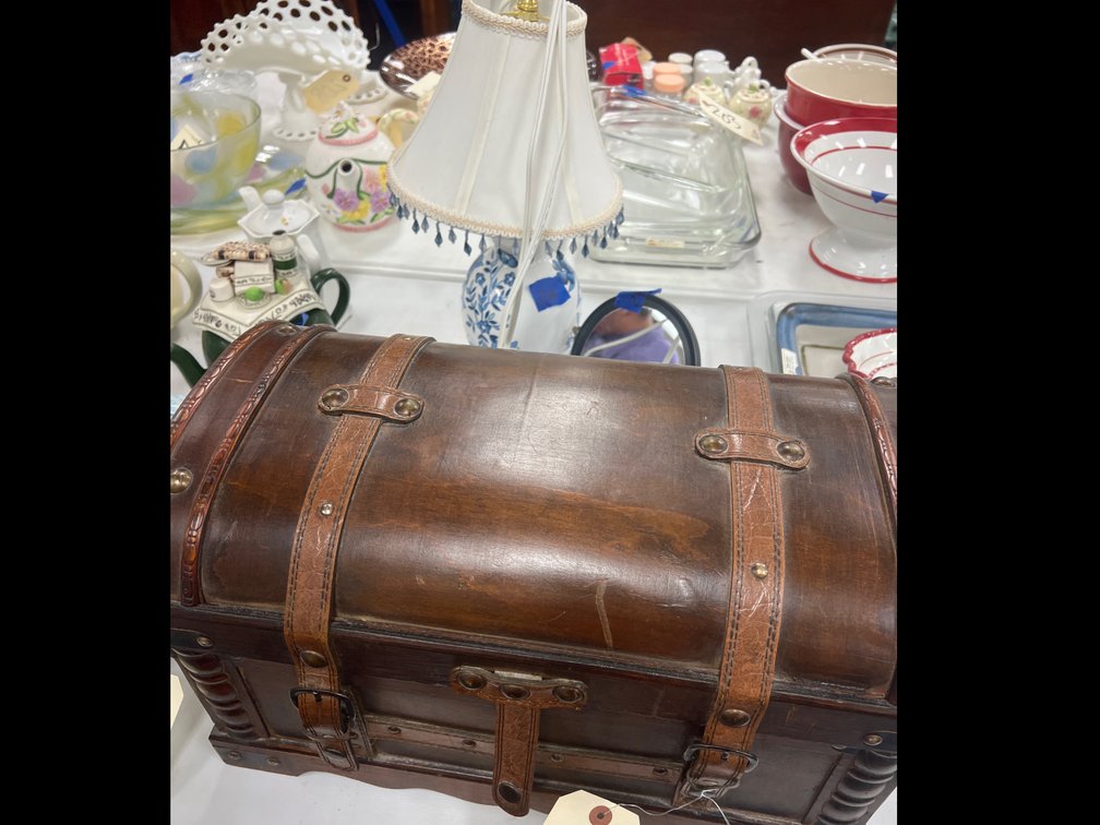 Wood Keepsake Box 18"L x 10"W x 10"H - Table Lamp